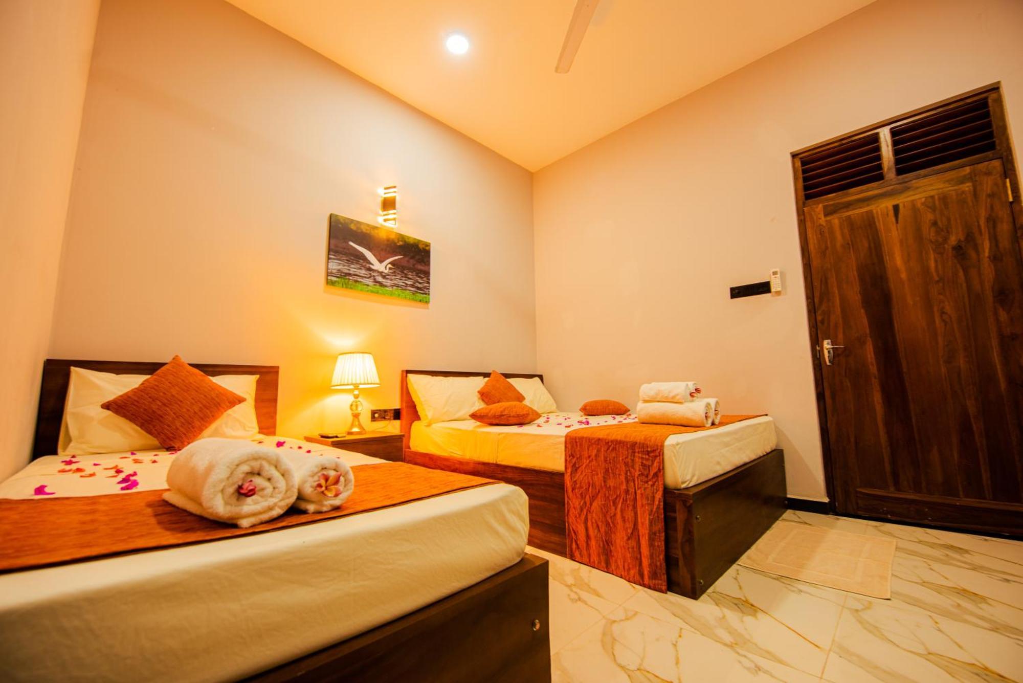 C B S Resort Udawalawe Eksteriør billede