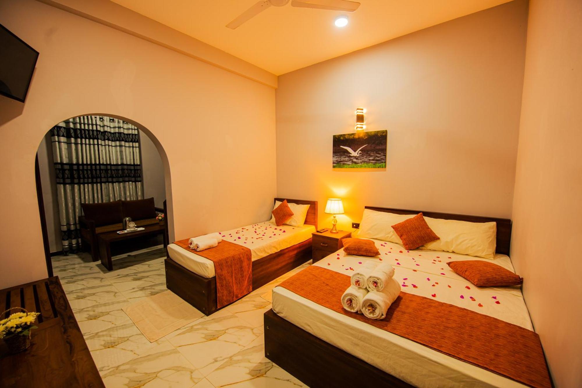 C B S Resort Udawalawe Eksteriør billede